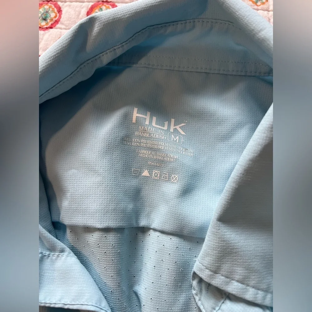 EUC HUK Tide Point Short Sleeve Button Down Short Sleeve Shirt size Medium